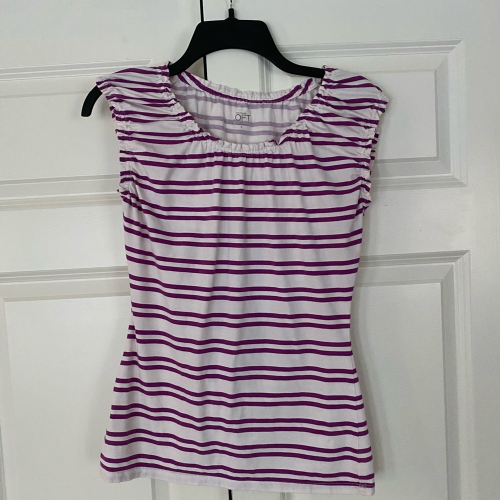 LOFT Elastic Ruched Sleeve Neckline TShirt